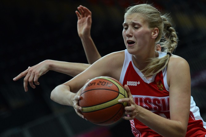 Баскетболистка сборной России — Наталья Виеру рвется к победам несмотря ни на какие сложности!