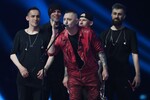 Солист группы «Звери» Роман Билык на церемонии вручения ХХ национальной телевизионной премии в области популярной музыки МУЗ-ТВ 2025. Легенда в Live Арене в Москве, 7 июня 2025 года