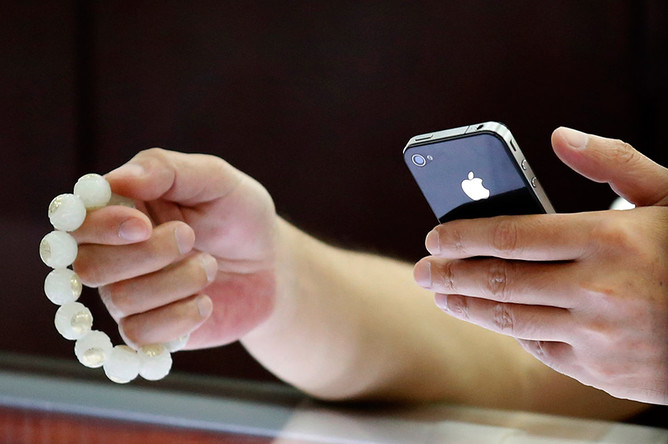 В сентябре корпорация Apple может представить iPhone в золотом корпусе