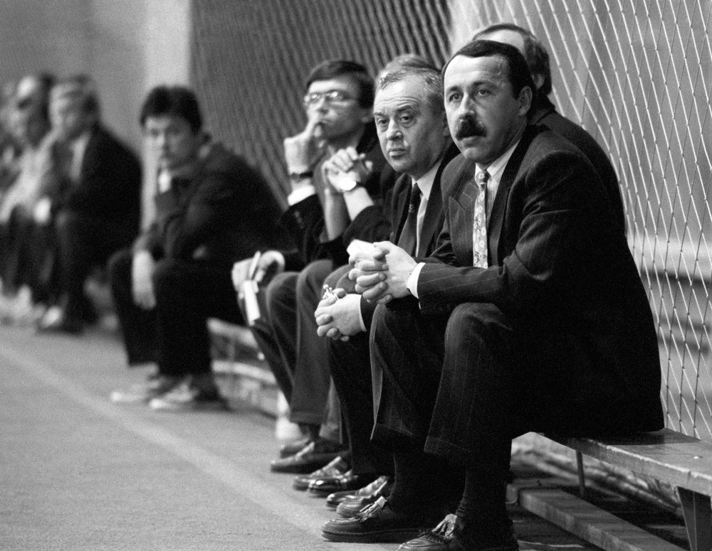1991 год. Главный тренер московского «Динамо» Валерий Газзаев и его коллега — Адамас Голодец