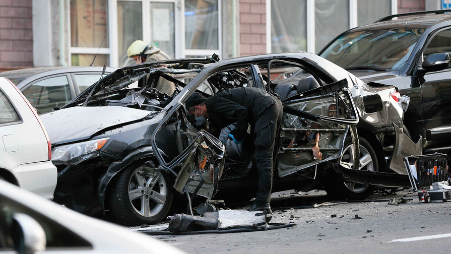 Следственные действия на&nbsp;месте взрыва автомобиля в&nbsp;центре Киева, 8&nbsp;сентября 2017&nbsp;года