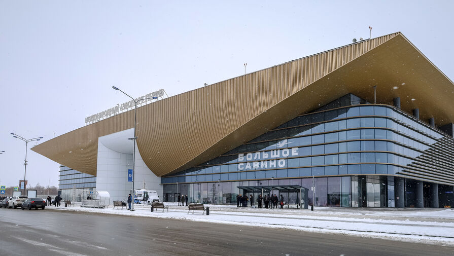 Снегопад в Перми привел к задержке авиарейсов