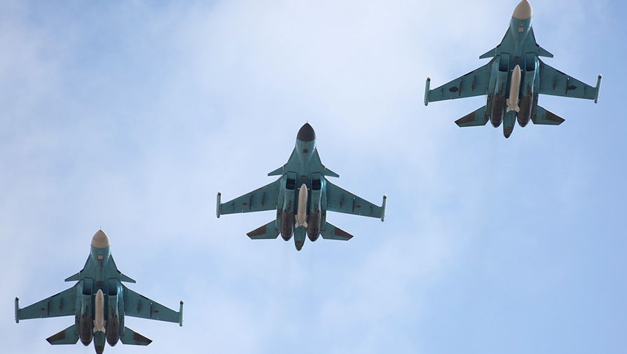 Первая группа многофункциональных истребителей-бомбардировщиков Су-34, вернувшаяся из&nbsp;Сирии