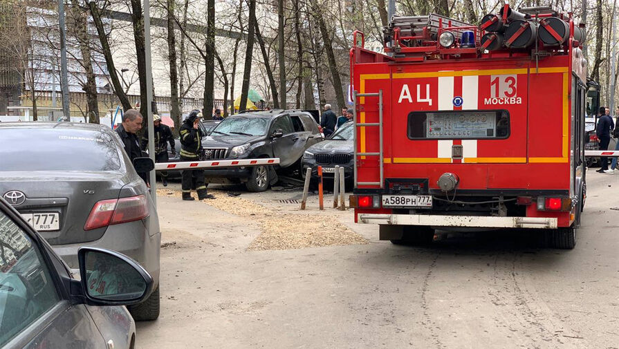 Следственный комитет прокомментировал взрыв автомобиля Toyota в Москве