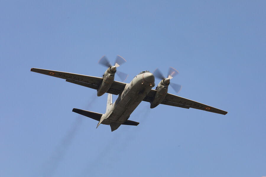 Самолет Ан-32 на&nbsp;международной выставке Aero India 2025&nbsp;на&nbsp;территории военно-воздушной базы Yelahanka в&nbsp;Бангалоре