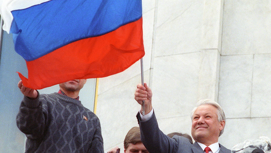 Борис Ельцин на митинге у Дома Советов РСФСР, 1991 год