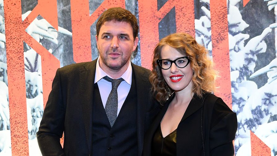 Актер Максим Виторган и его супруга Ксения Собчак на кинопремьере в Москве, 2016 год