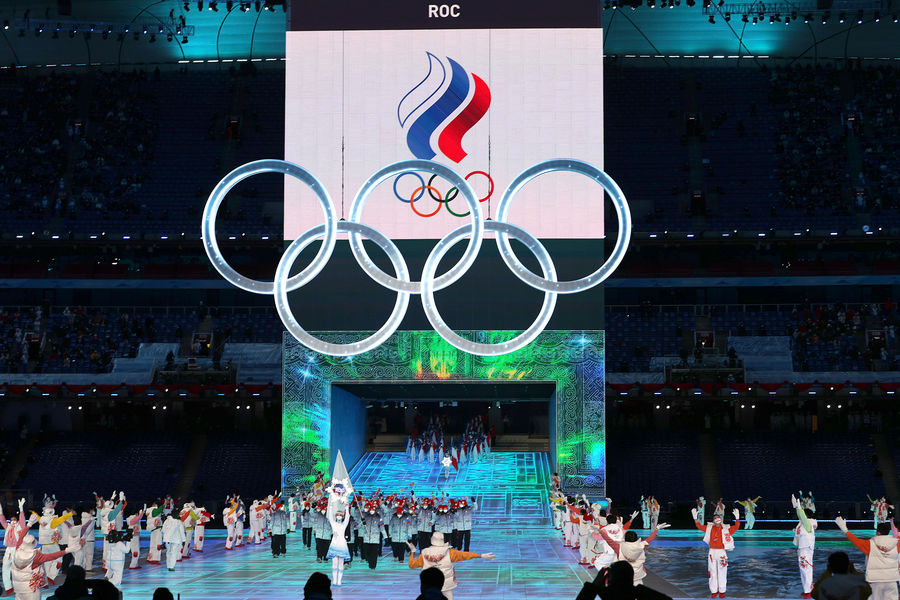 Сборная ОКР на церемонии открытия Олимпийских игр на Национальном стадионе «Птичье гнездо» в Пекине, 4 февраля 2022 года