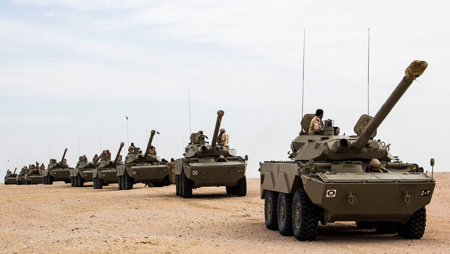 Глава минобороны Франции Лекорню заявил о прибытии на Украину колесных танков AMX-10RC