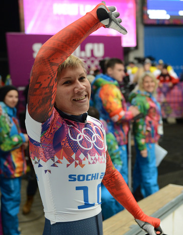 Мария Орлова (Россия) на&nbsp;финише в&nbsp;финальном заезде на&nbsp;соревнованиях по&nbsp;скелетону среди женщин на&nbsp;XXII зимних Олимпийских играх в&nbsp;Сочи