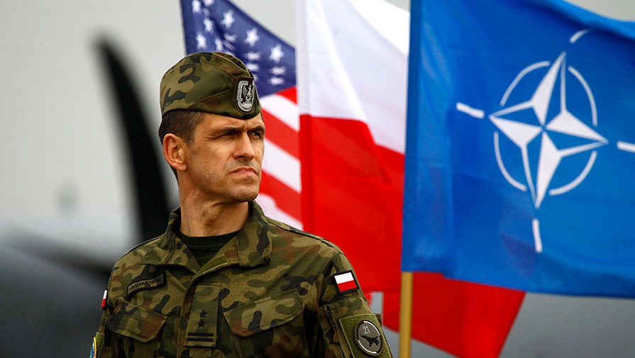 В Польше предложили направить на Украину вооруженную миссию НАТО