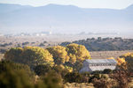 Вид на ранчо Бонанза Крик неподалеку от города Санта-Фе в штате Нью-Мексико, США, 22 октября 2021 года