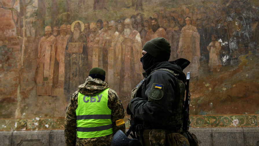 РИА Новости: сотрудники СБУ начали обыски в доме наместника Киево-Печерской лавры Павла