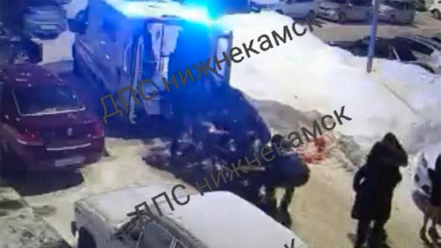 В Татарстане мужчина ударил женщину в горло разбитой бутылкой