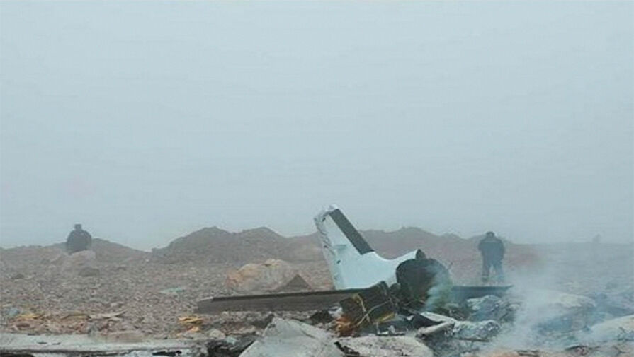 МЧС Армении: погибшие при крушении В55 летчики были россиянами
