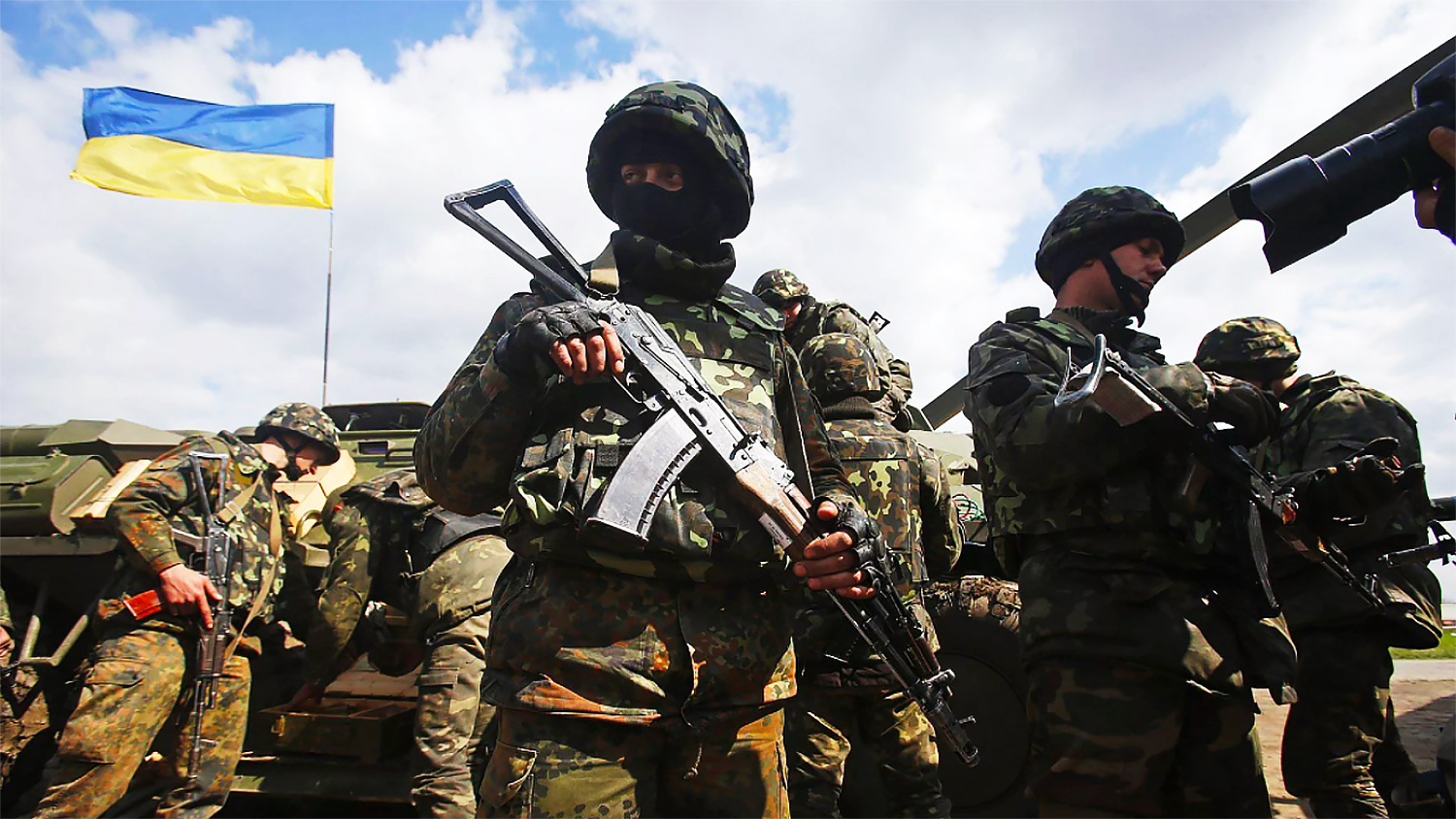 Украинский генерал заявил о неготовности Киева воевать с Россией