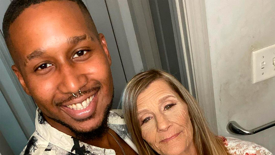 Американка рассказала о своей помолвке и отношениях с мужчиной на 37 лет младше нее