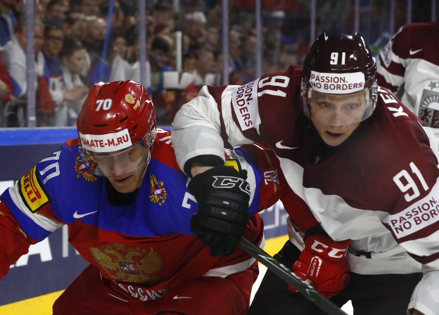 Матч чемпионата мира по хоккею Россия — Латвия