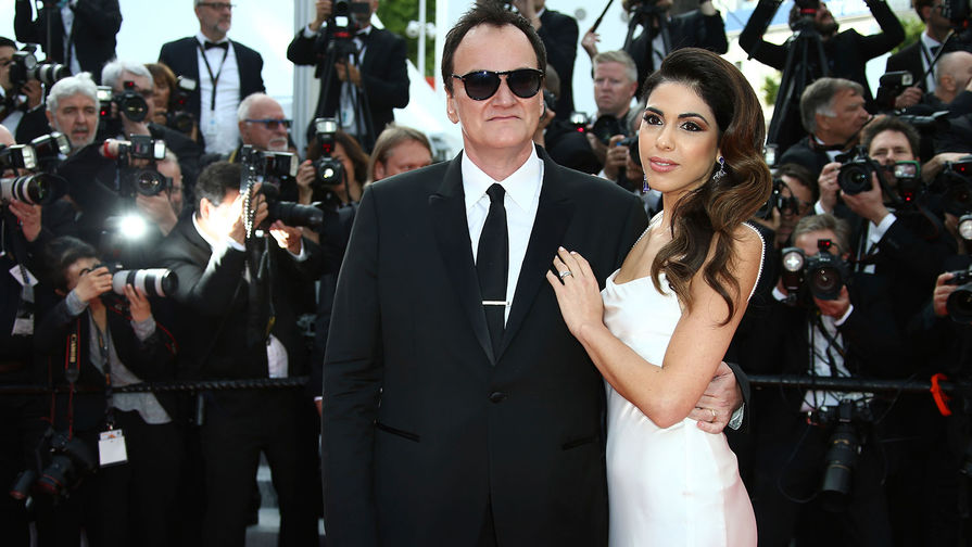 Режиссер Квентин Тарантино и его жена Даниэлла Пик на премьере фильма Тарантино «Однажды... в Голливуде» в Каннах, 21 мая 2019 года 