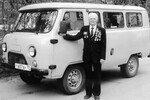<b>Егор Варченко (27 апреля 1926 — 7 февраля 2023) </b>— советский инженер, автомобильный конструктор; один из непосредственных разработчиков грузового семейства автомобилей УАЗ-450 (легендарная «буханка»).
