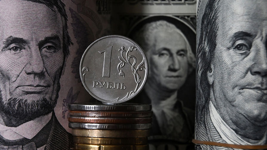 Экономист Митрахович назвал два фактора, которые сейчас влияют на курс доллара к рублю