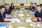 Встреча президента Украины Владимира Зеленского и президента Франции Эммануэля Макрона в Париже, 17 июня 2019 года 