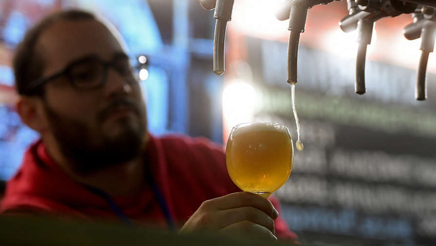 Lidovky: пиво из Чехии продолжает поступать в Россию несмотря на санкции