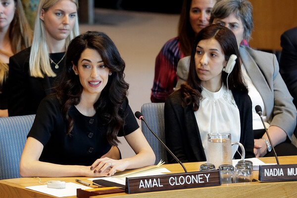 Амаль Клуни выступает на&nbsp;заседании Совета Безопасности по&nbsp;вопросу о&nbsp;сексуальном насилии в&nbsp;штаб-квартире ООН, 2019&nbsp;год
