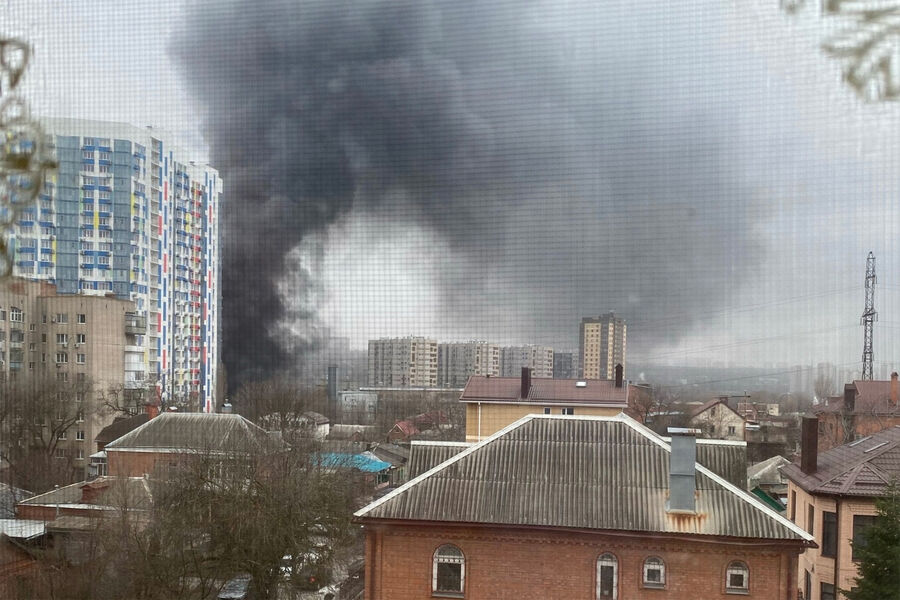 Экстренные службы: пожару в погрануправлении ФСБ в Ростове-на-Дону ...