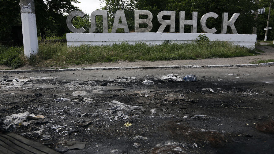 В Минобороны РФ заявили, что украинские военные готовятся взорвать в Славянске здание с людьми