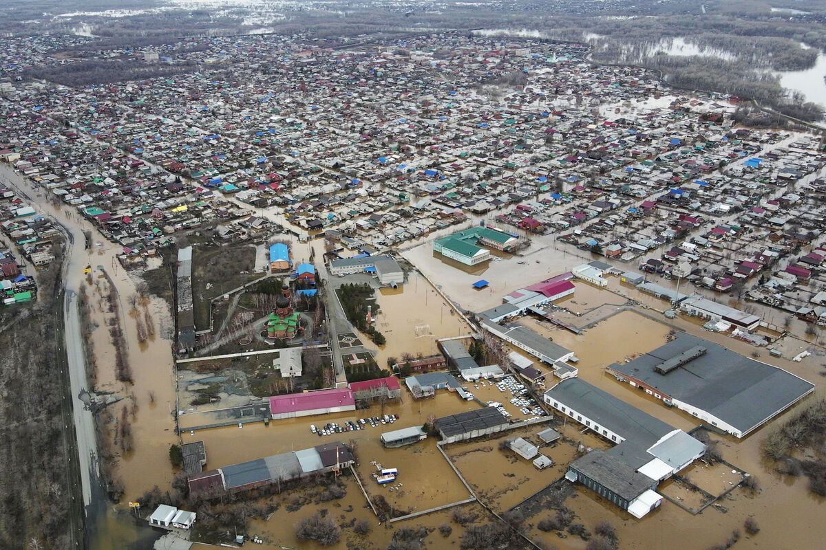 Потоп в Оренбургской области. Главное к утру воскресенья - Газета.Ru