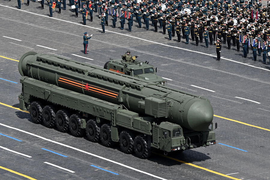 Автономная пусковая установка ПГРК &laquo;Ярс&raquo; на&nbsp;Красной площади в&nbsp;Москве на&nbsp;военном параде, посвященном 80-летию Победы в&nbsp;Великой Отечественной войне, 09&nbsp;мая 2025&nbsp;года