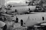 Самолеты Як-40 стоят в цехе окончательной сборки на Саратовском авиазаводе, 1970 год 