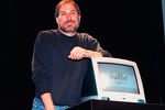 Стив Джобс на презентации нового iMac в Париже, 1998 год