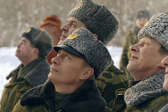 Президент Владимир Путин на космодроме Плесецк во время старта ракеты-носителя «Молния-М», 2004 год