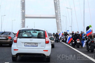 Во время открытия автомобильного движения по Крымскому мосту через Керченский пролив, 16 мая 2018 года