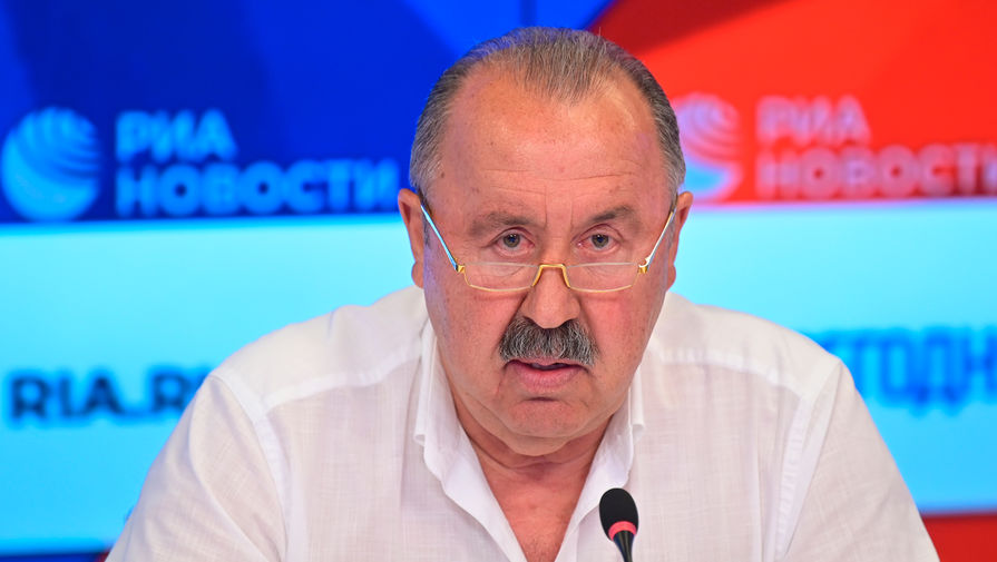 Экс-тренер сборной России Газзаев назвал трех фаворитов ЧМ-2022 по итогам 1-го тура