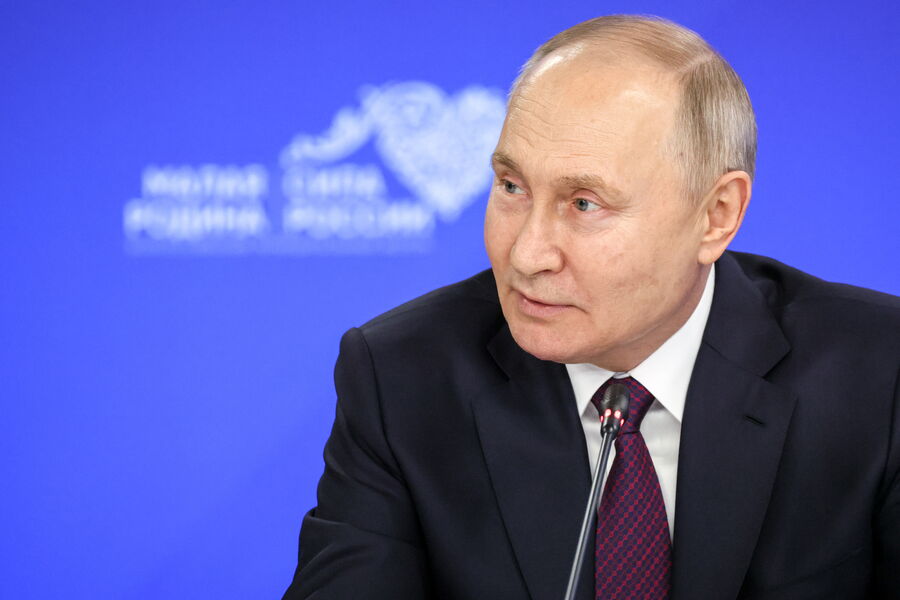 Президент РФ Владимир Путин во время встречи с главами муниципальных образований субъектов России, 16 января 2024 года