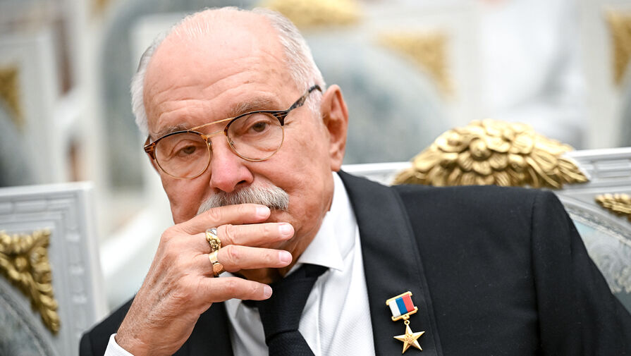 Суд взыскал задолженность с театра Михалкова