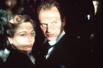 Стинг также известен как актер. На фото: Стинг и Тереза Расселл в драме «Гротеск» (1995)
