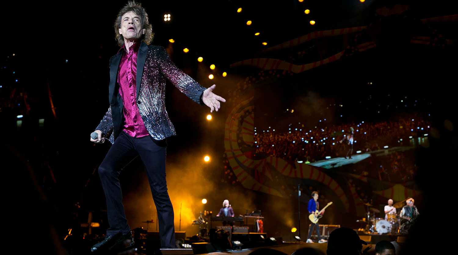 Cолист The Rolling Stones Мик Джаггер во время концерта в Гаване