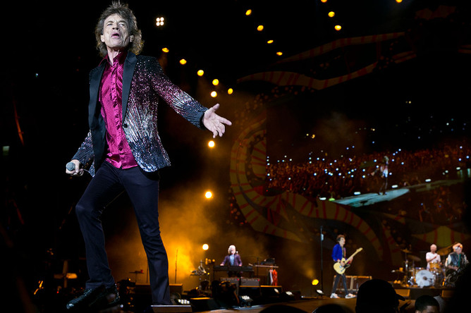 Cолист The Rolling Stones Мик Джаггер во время концерта в Гаване