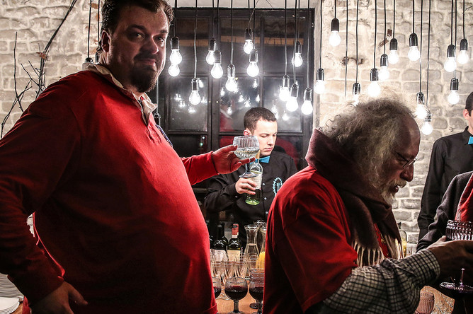 Василий Уткин на праздновании 60-летия главного редактора радиостанции «Эхо Москвы» Алексея Венедиктова, декабрь 2015 года