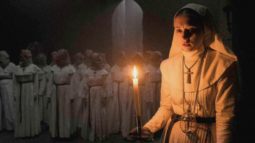 Кадр из фильма «Проклятие монахини» (2018)
