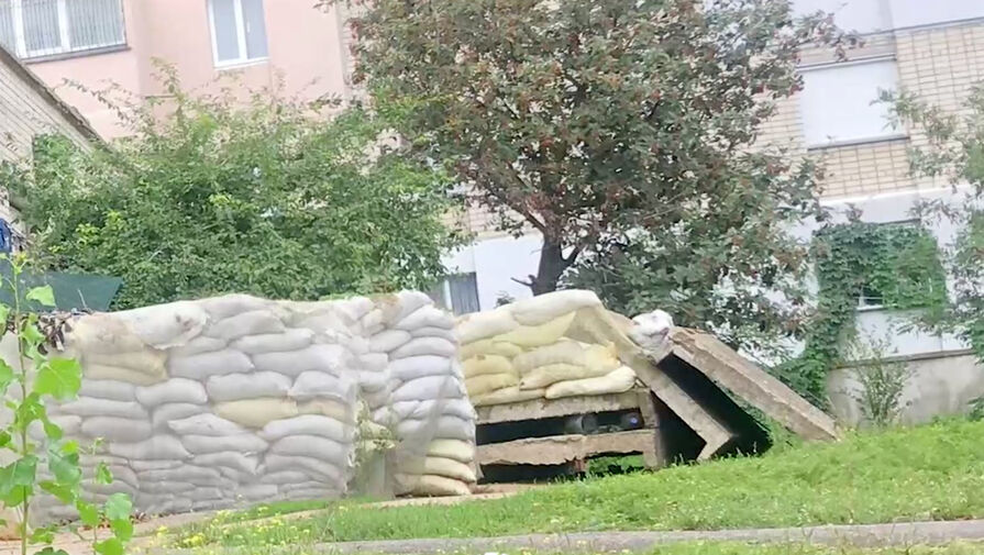 РИА Новости: ВСУ перегородили баржами Южный Буг в Николаеве, опасаясь захода кораблей РФ