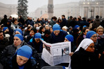 Монахини на площади Святого Петра в день похорон бывшего папы Бенедикта XVI в Ватикане, 5 января 2023 года