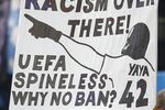 Баннер болельщиков «Сити», посвященный расизму