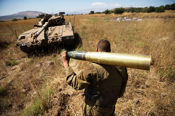 В ответ на обстрелы территории Израиля Тель-Авив готовит вторжение в сектор Газа