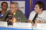 Сергей Бодров и Сергей Бодров-младший во время пресс-конференции съемочной группы фильма «Давай сделаем это по-быстрому» на Московском кинофестивале, 2001 год