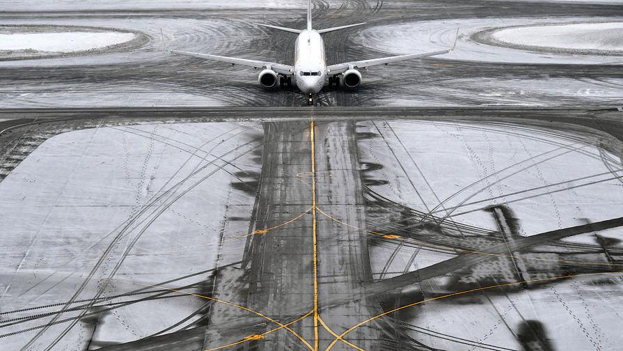 Три московских аэропорта перенаправляют прибывающие самолеты в Шереметьево
